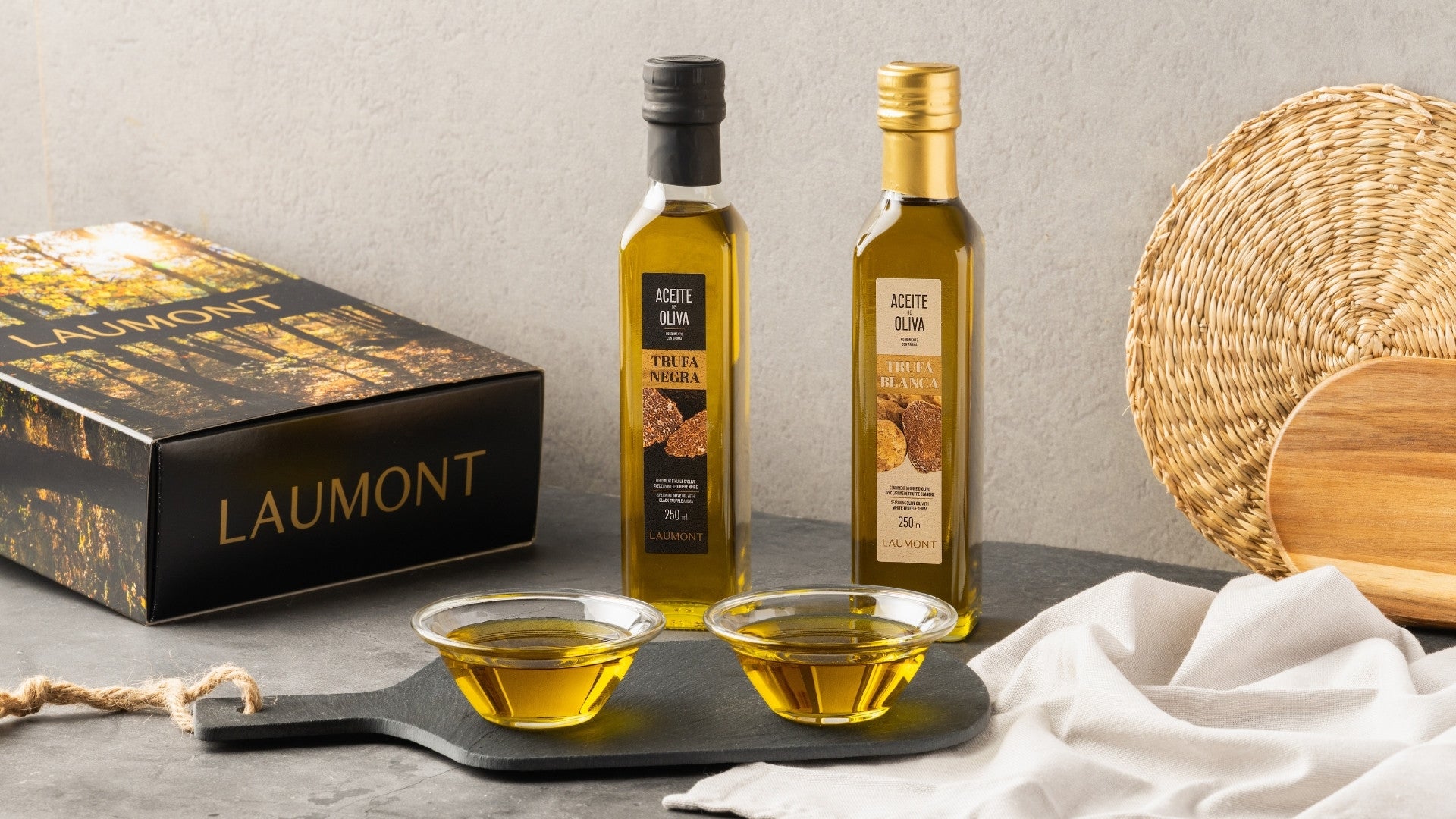 Black truffle oil + white truffle oil